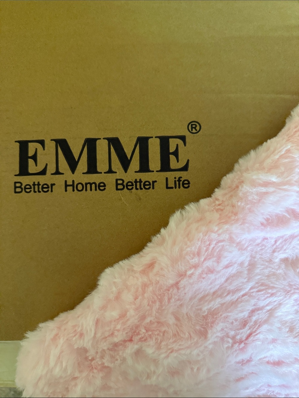 EMME Plush Pink Faux Fur Duvet Cover and Pillow Shams - King/Cal King